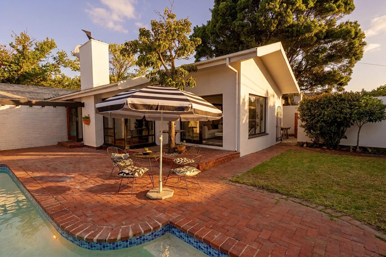 Fountain Road - Renovation and staging Fountain Road - Renovation and staging