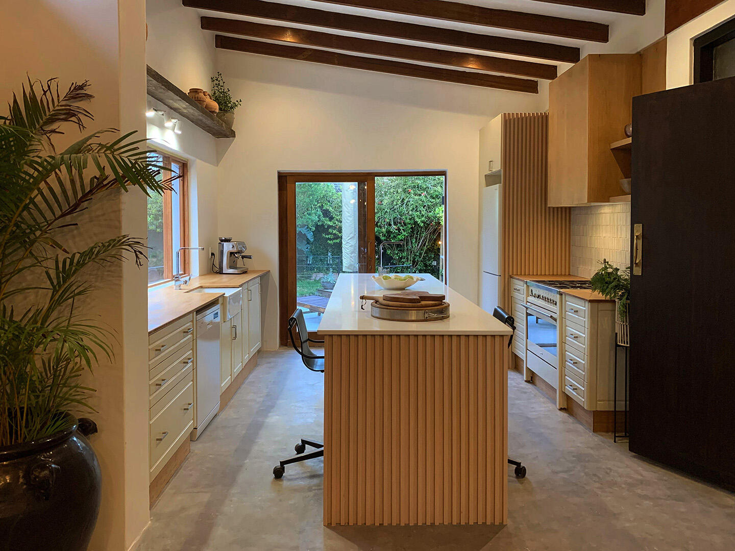 River House - design, completed residence